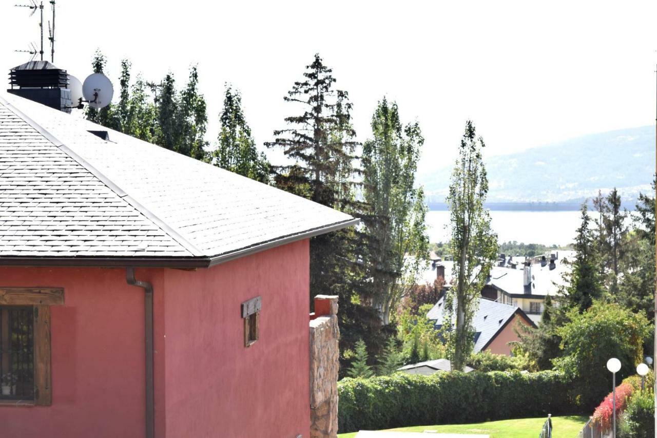 Chalet Navacerrada Piscina Privada Esterno foto