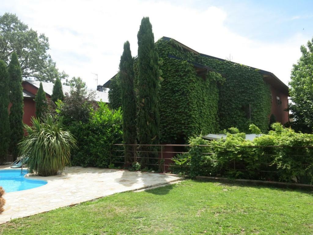 Chalet Navacerrada Piscina Privada Esterno foto
